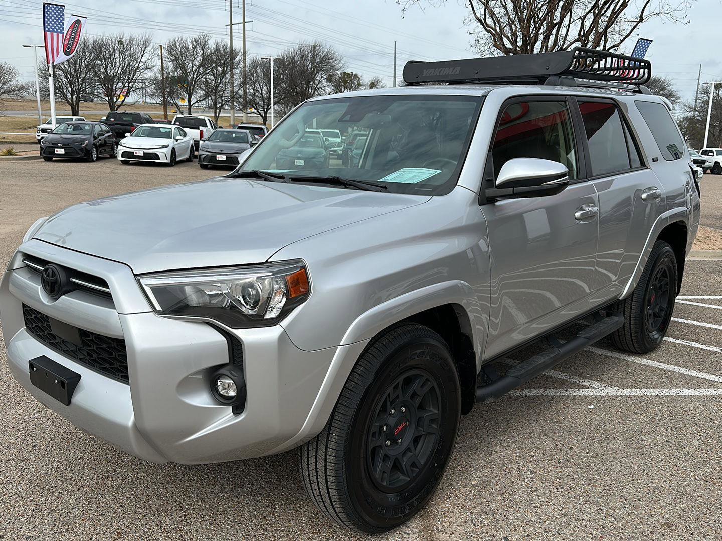 Used 2023 Toyota 4Runner SR5 Premium w/ Moonroof Package image 9