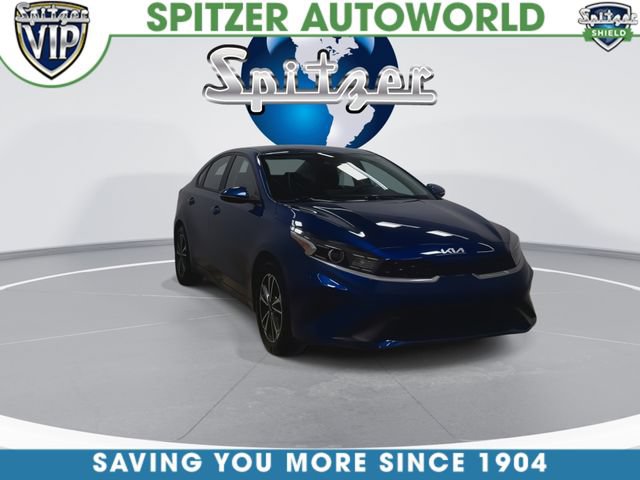 Used 2023 Kia Forte LXS w/ LXS Technology Package FWD image 3