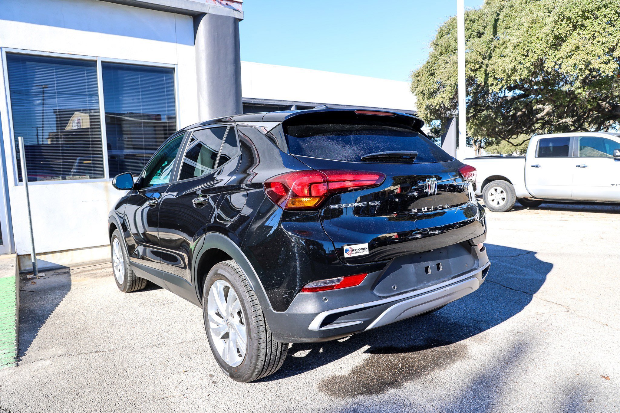 Used 2025 Buick Encore GX Preferred w/ Advanced Technology Package image 9