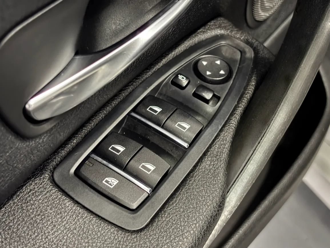 Used 2019 BMW 440i Gran Coupe w/ Executive Package RWD image 39