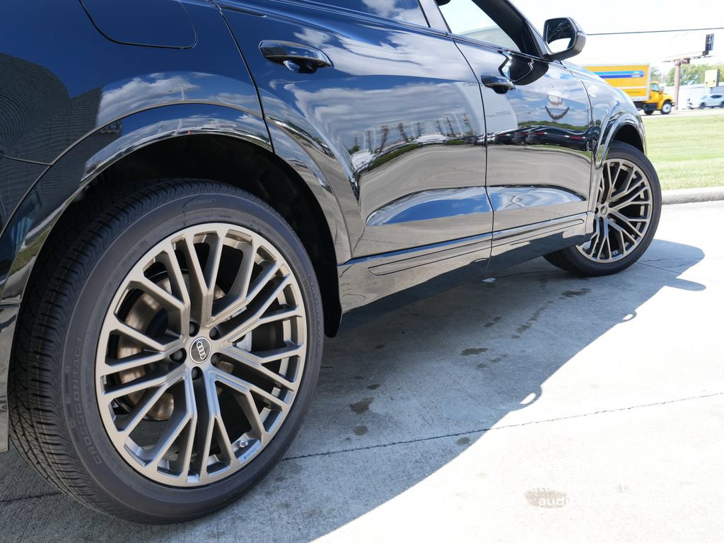 New 2027 Audi Q8 Prestige AWD/4WD image 6