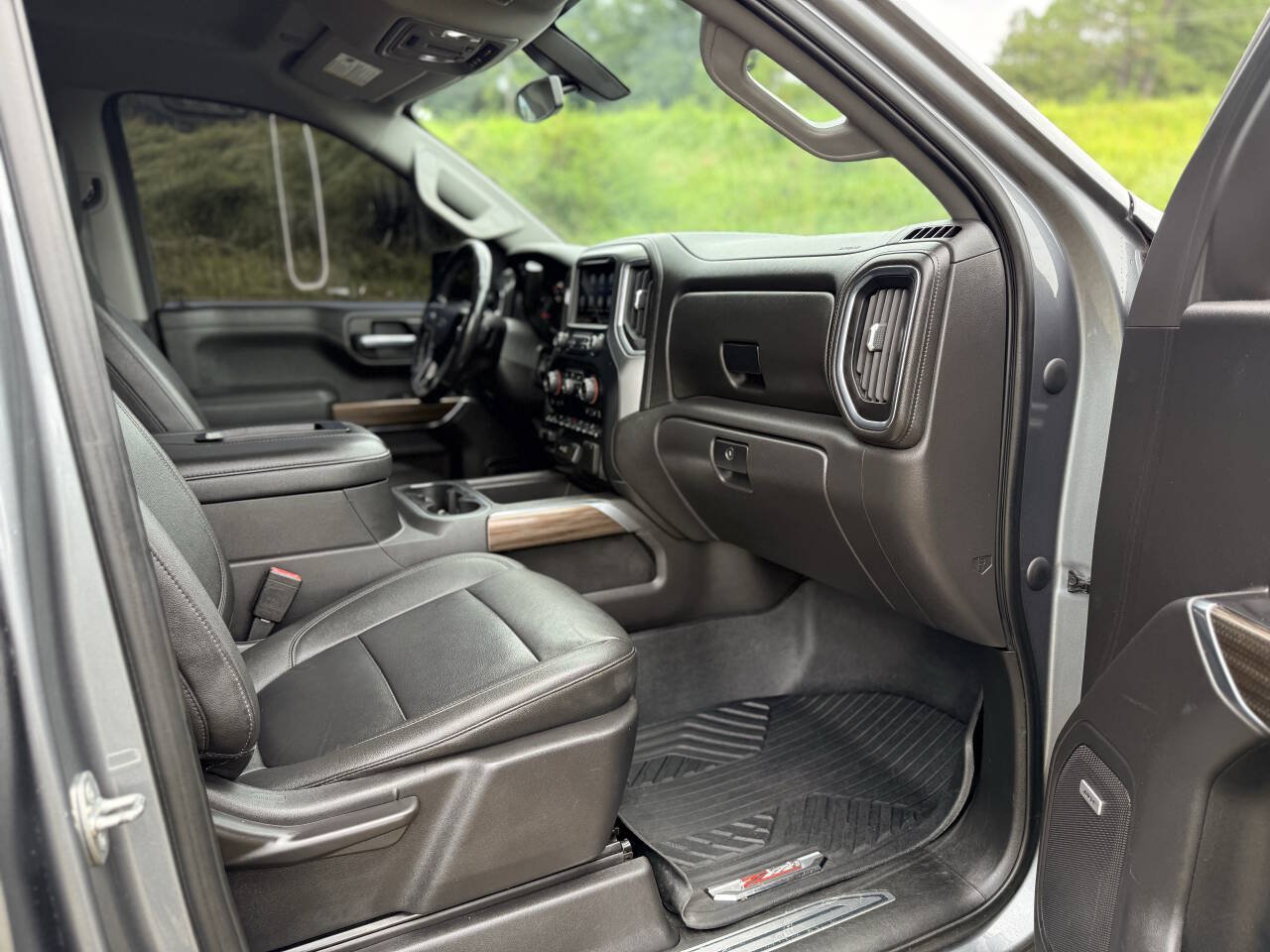 Used 2022 Chevrolet Silverado 1500 LT Trail Boss w/ LT Trail Boss Premium Package AWD/4WD image 25