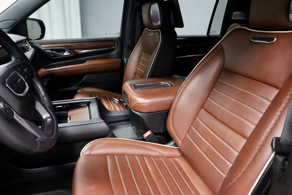 Used 2024 GMC Yukon XL Denali Ultimate image 32