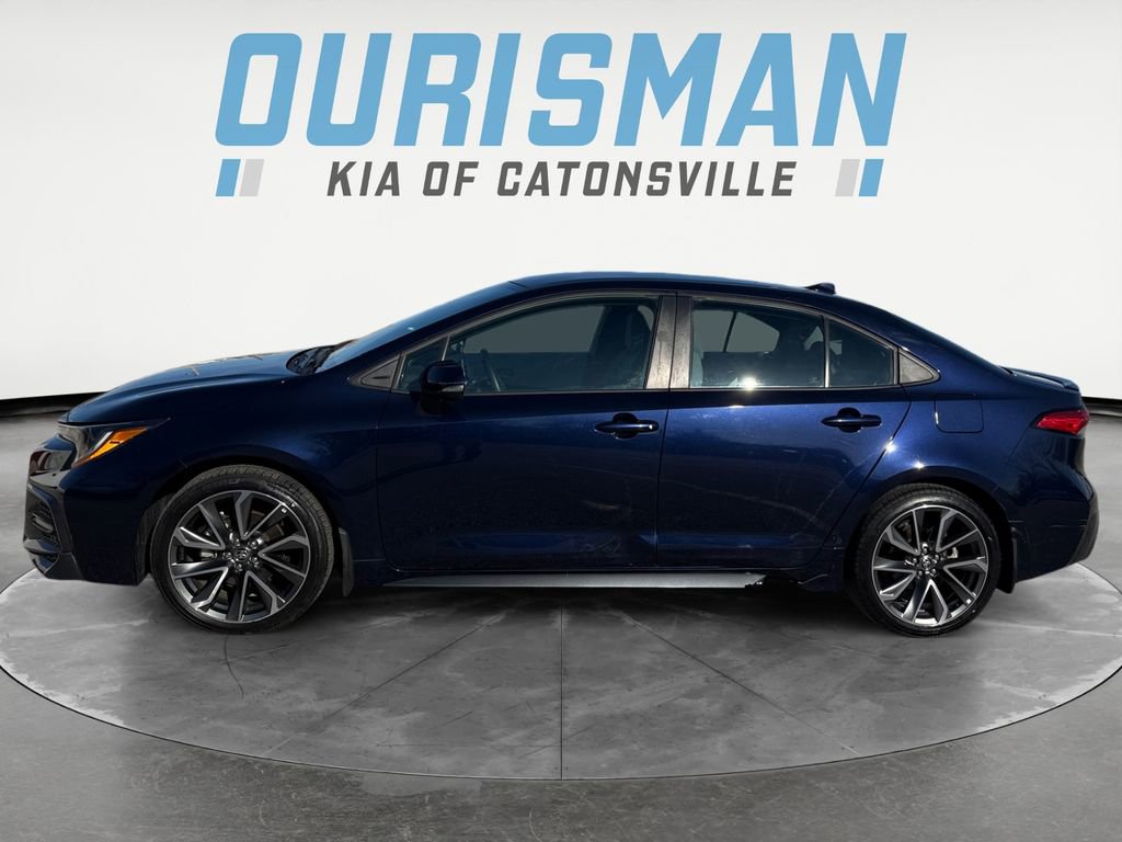 Used 2021 Toyota Corolla SE w/ Carpet Mat Package (TMS) image 3