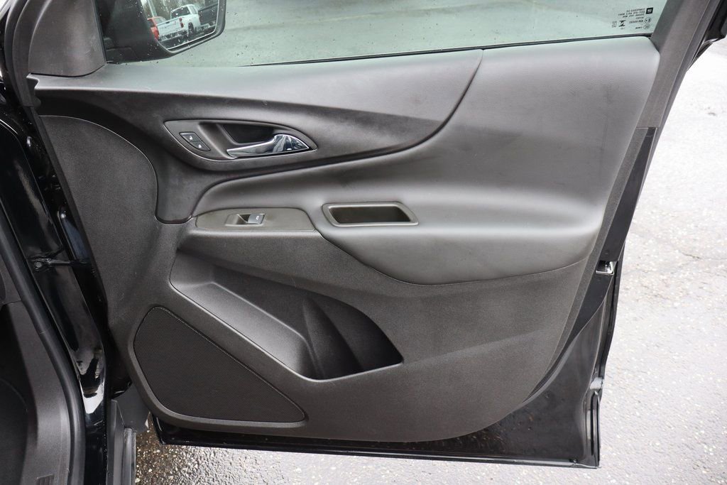 Used 2024 Chevrolet Equinox LT image 31