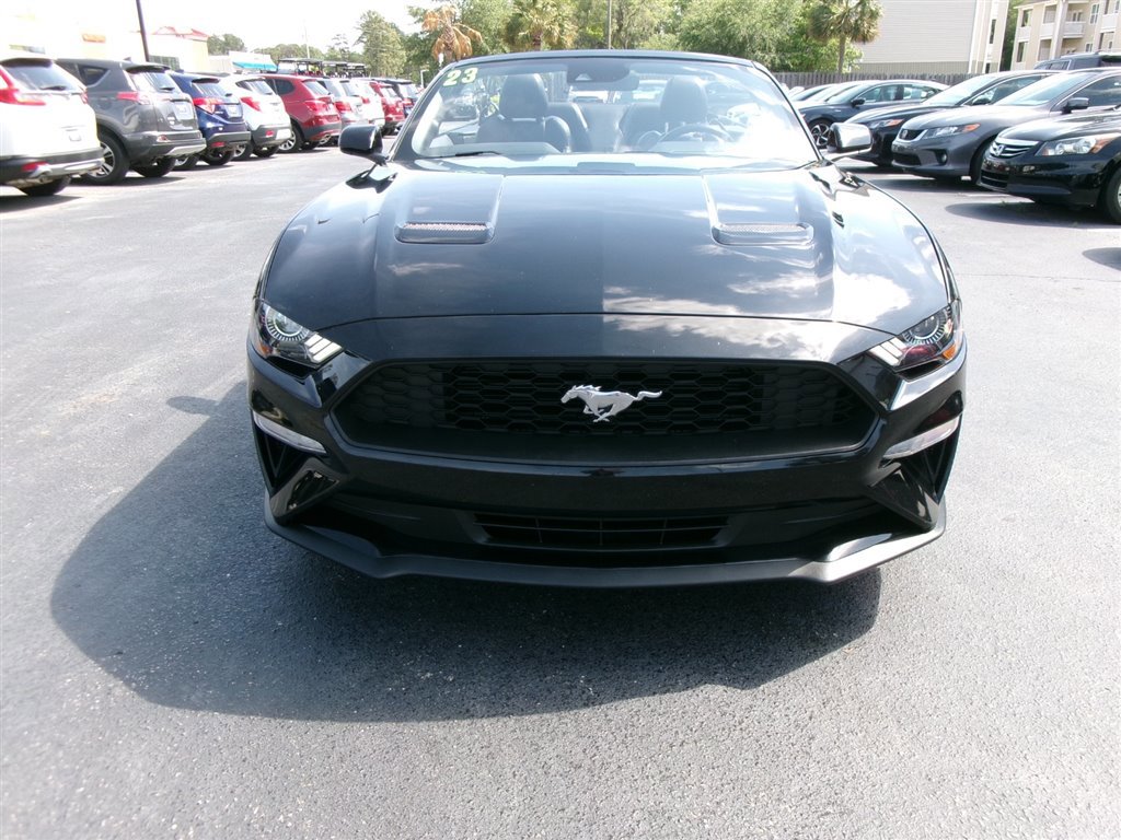 Used 2023 Ford Mustang Premium image 7