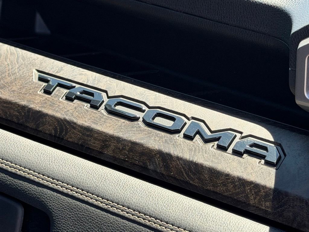Used 2024 Toyota Tacoma Limited w/ Limited Package (LT) AWD/4WD image 22