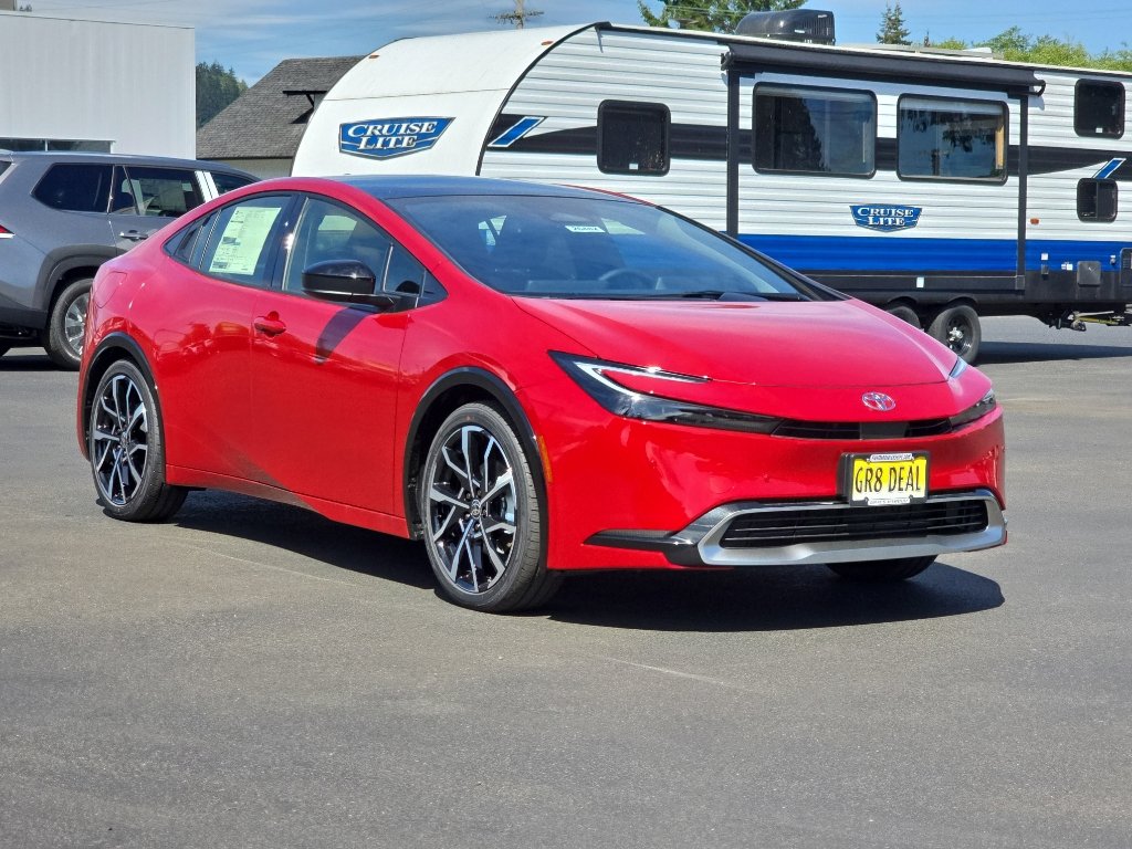 New 2026 Toyota Prius Plug-In Hybrid FWD image 2