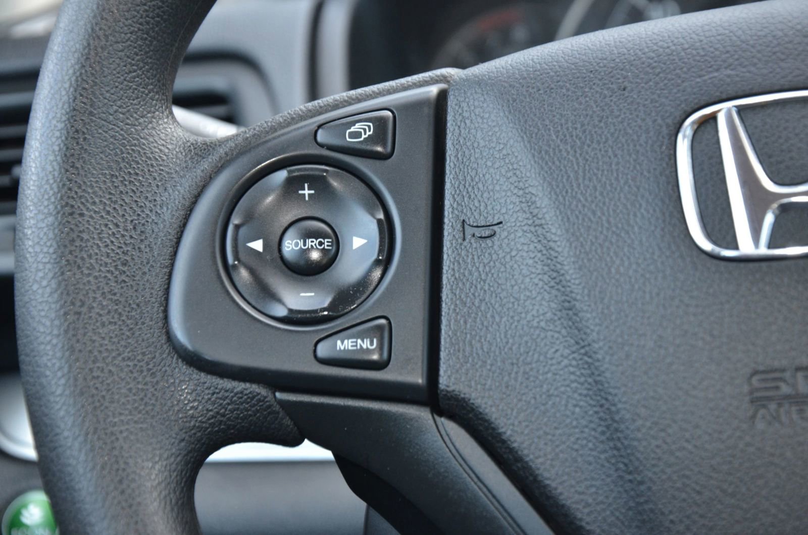 Used 2015 Honda CR-V LX image 25