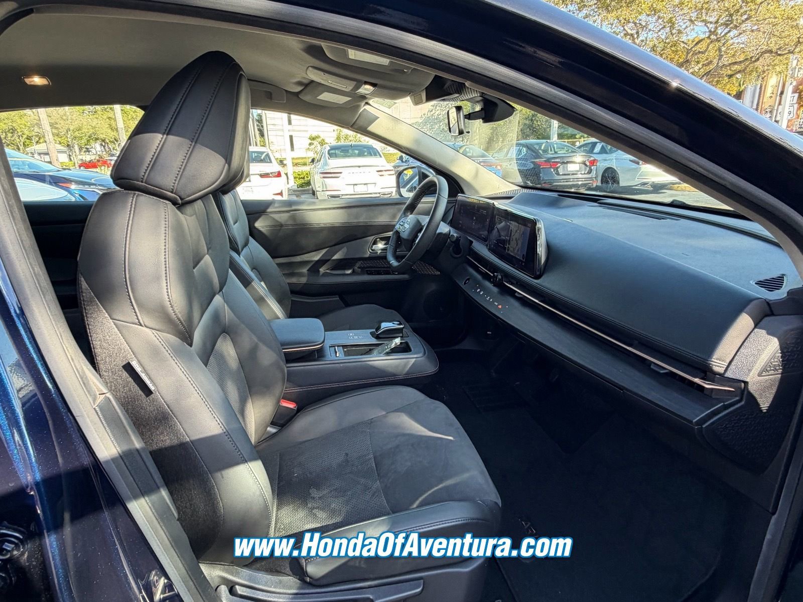 Used 2023 Nissan Ariya FWD image 15