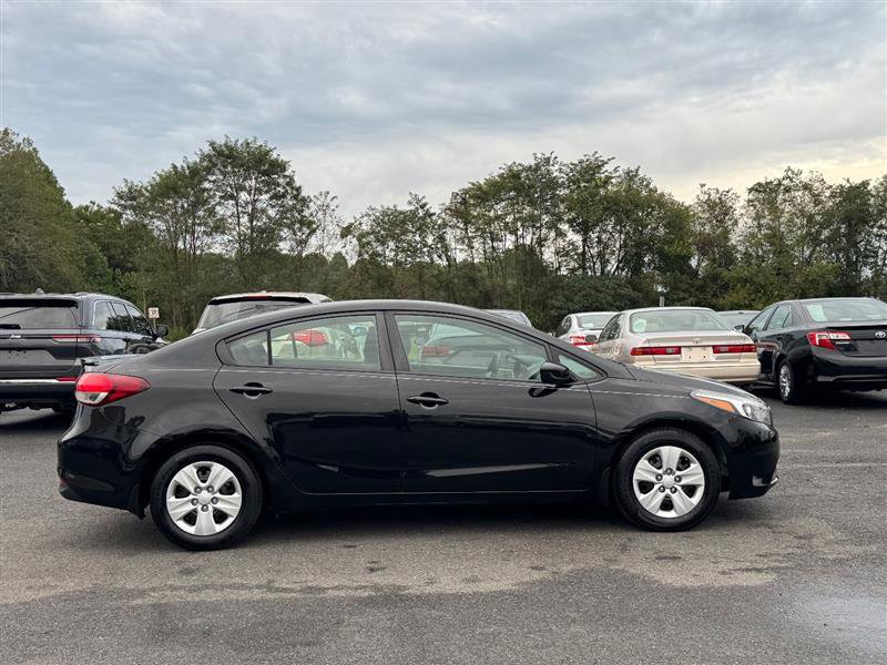 Used 2018 Kia Forte LX image 7