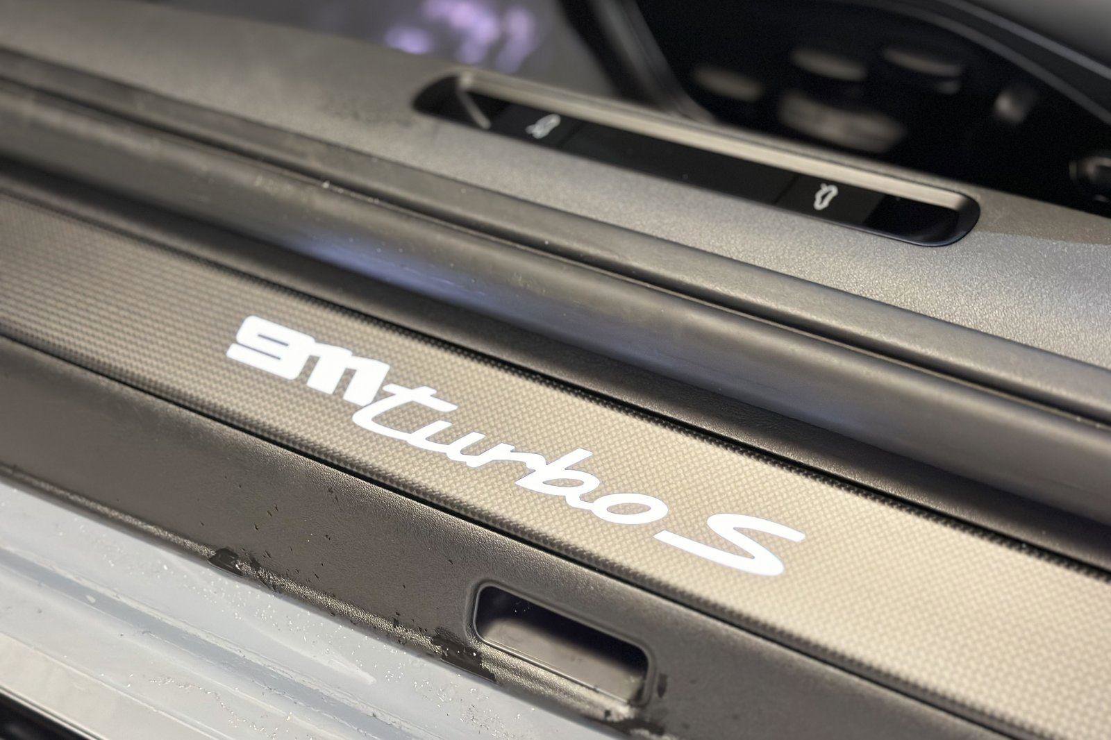 Used 2024 Porsche 911 Turbo S image 39