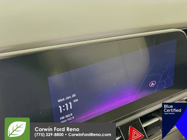 Used 2024 Kia Niro EX Touring image 19