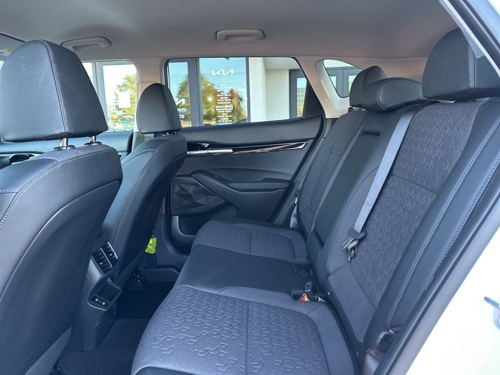 New 2026 Kia Seltos S image 20