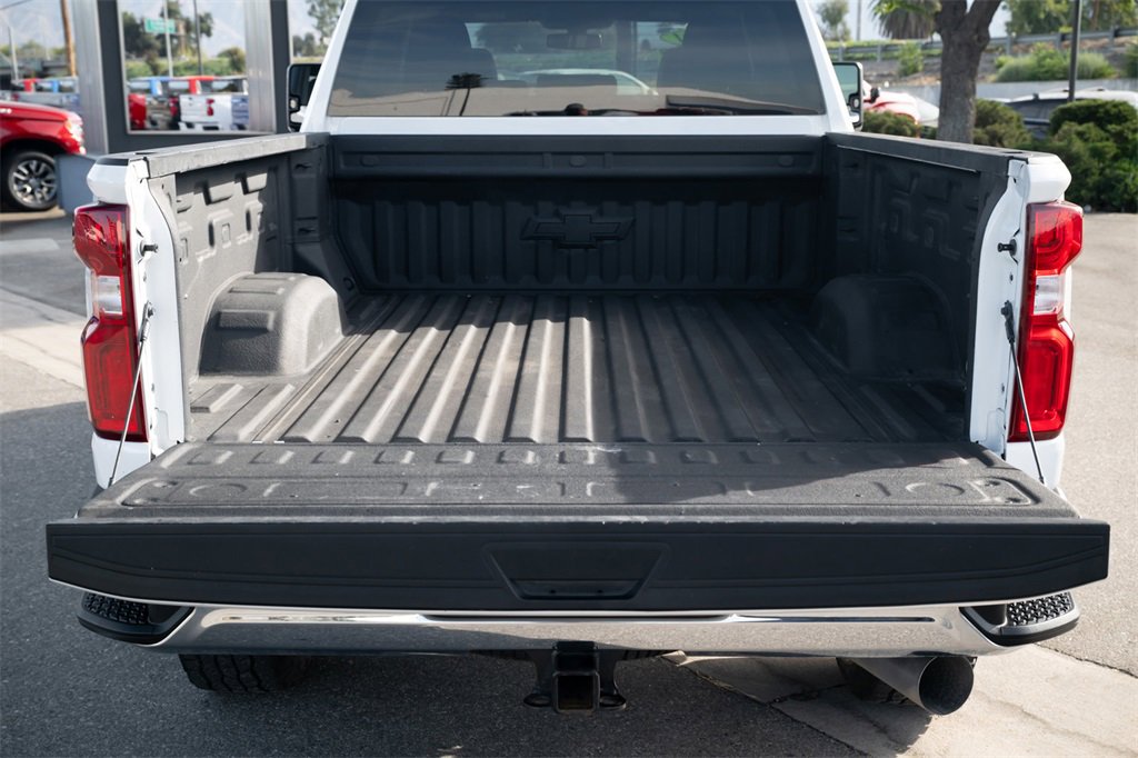 Used 2021 Chevrolet Silverado 2500 LTZ image 16