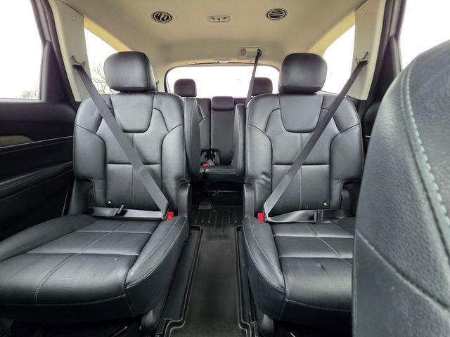 Used 2022 Kia Telluride EX w/ EX Premium Package image 28