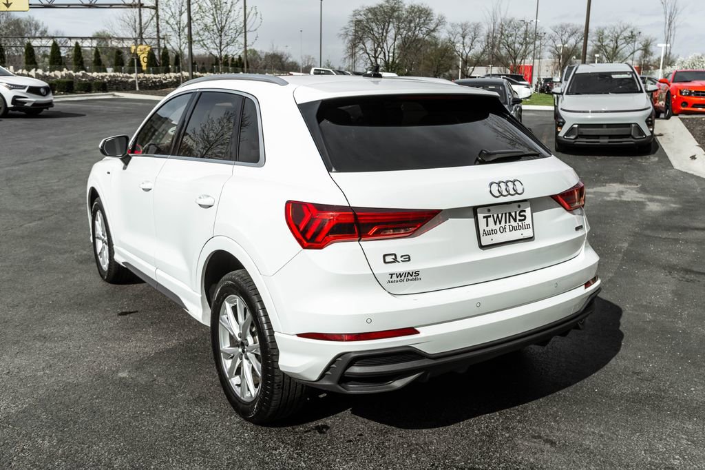 Used 2024 Audi Q3 2.0T Premium image 37