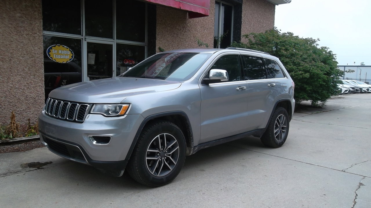 Used 2019 Jeep Grand Cherokee Limited image 3