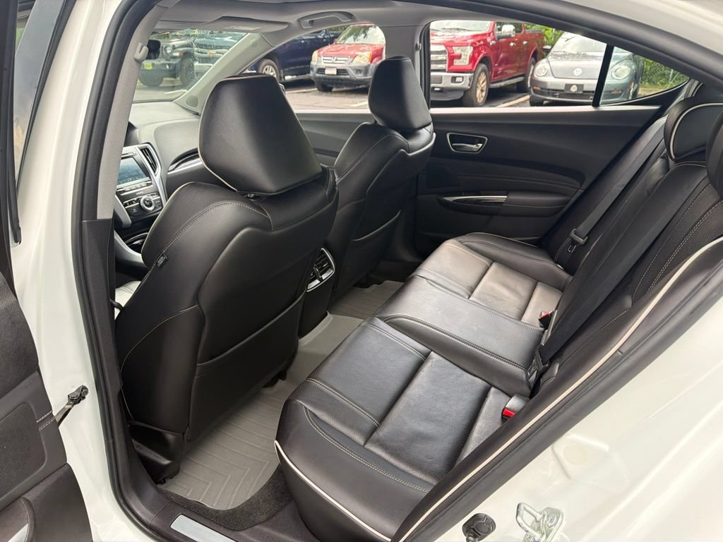 Used 2018 Acura TLX w/ Technology Package FWD image 38