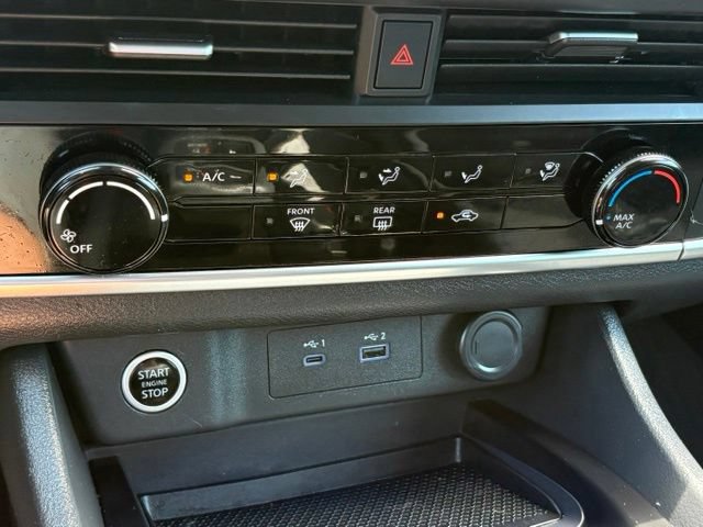 Used 2023 Nissan Rogue S FWD image 17