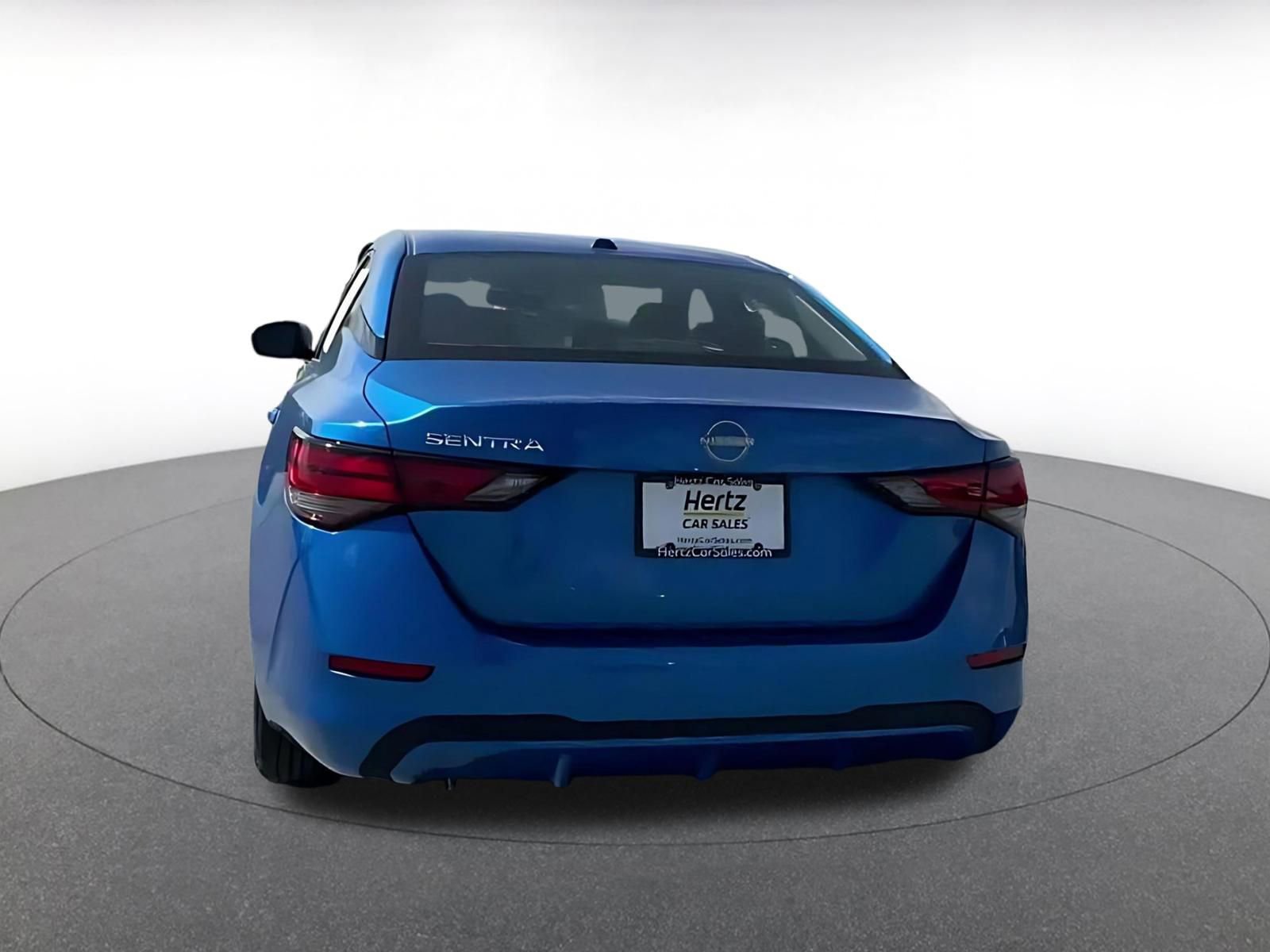 Used 2025 Nissan Sentra SV image 11
