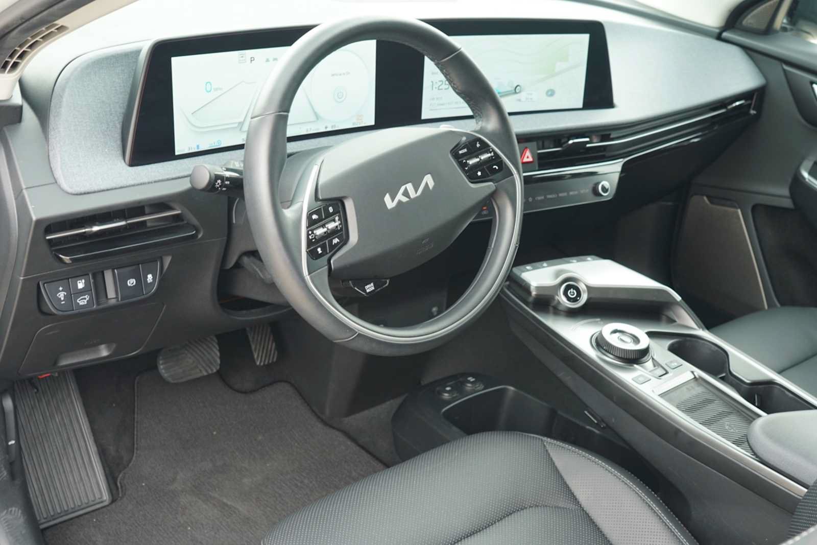 Used 2023 Kia EV6 Wind RWD image 7