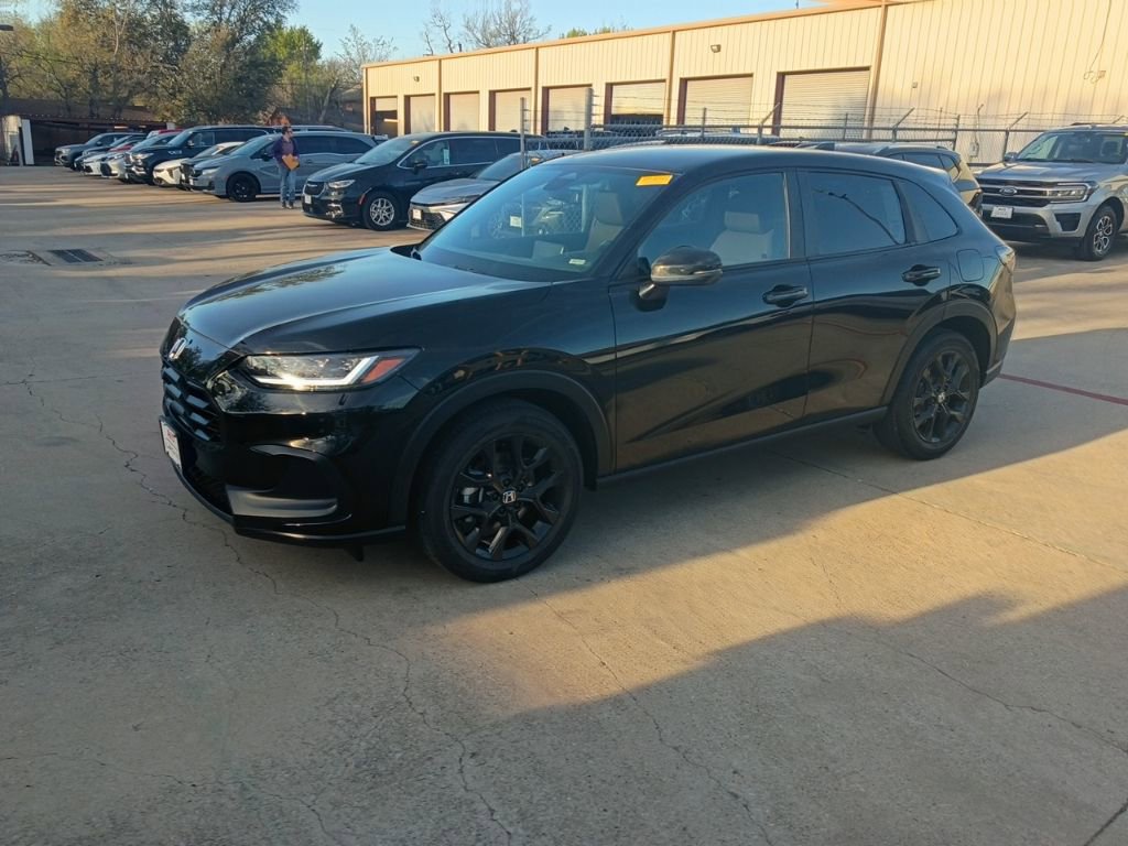 Used 2025 Honda HR-V Sport