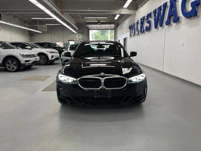 Used 2023 BMW 330i xDrive Sedan w/ Driving Assistance Package AWD/4WD image 6