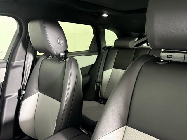 New 2026 Land Rover Range Rover Velar Dynamic SE image 17