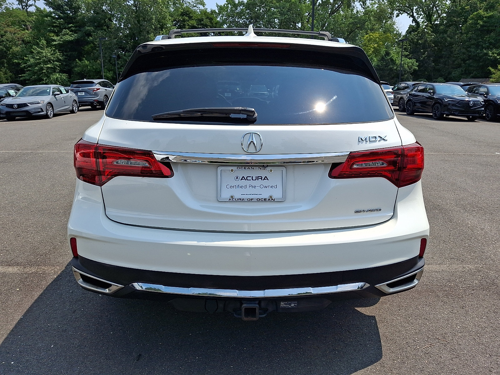 Certified 2018 Acura MDX SH-AWD image 5