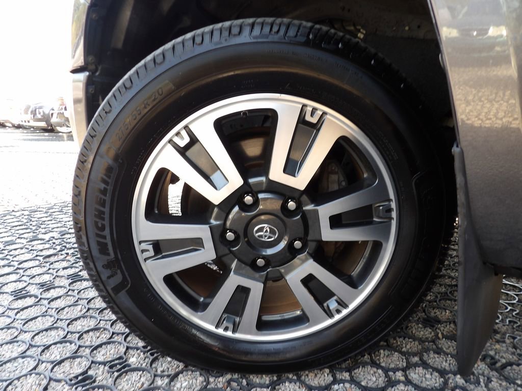 Used 2018 Toyota Tundra SR5 w/ TRD Sport Package image 26