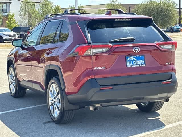 Used 2023 Toyota RAV4 XLE Premium FWD image 4