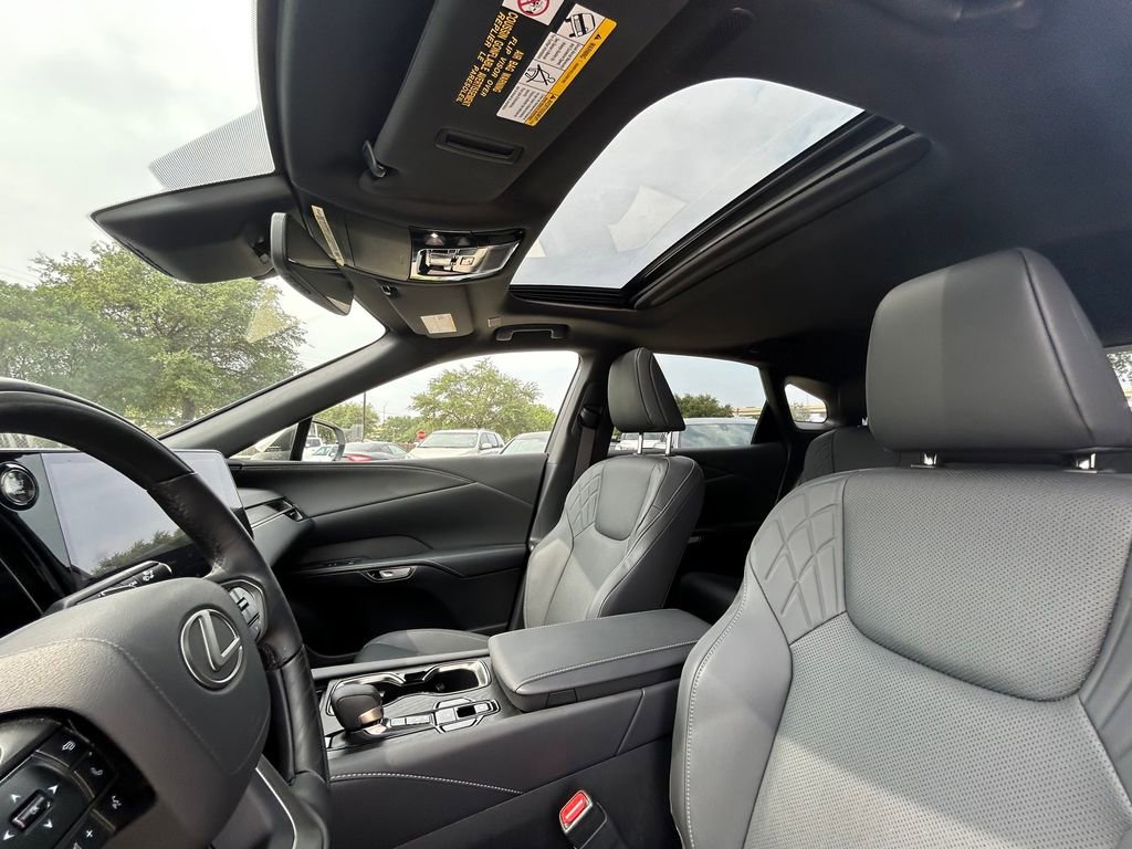 Used 2025 Lexus RX 350 Premium w/ Accessory Package FWD image 12