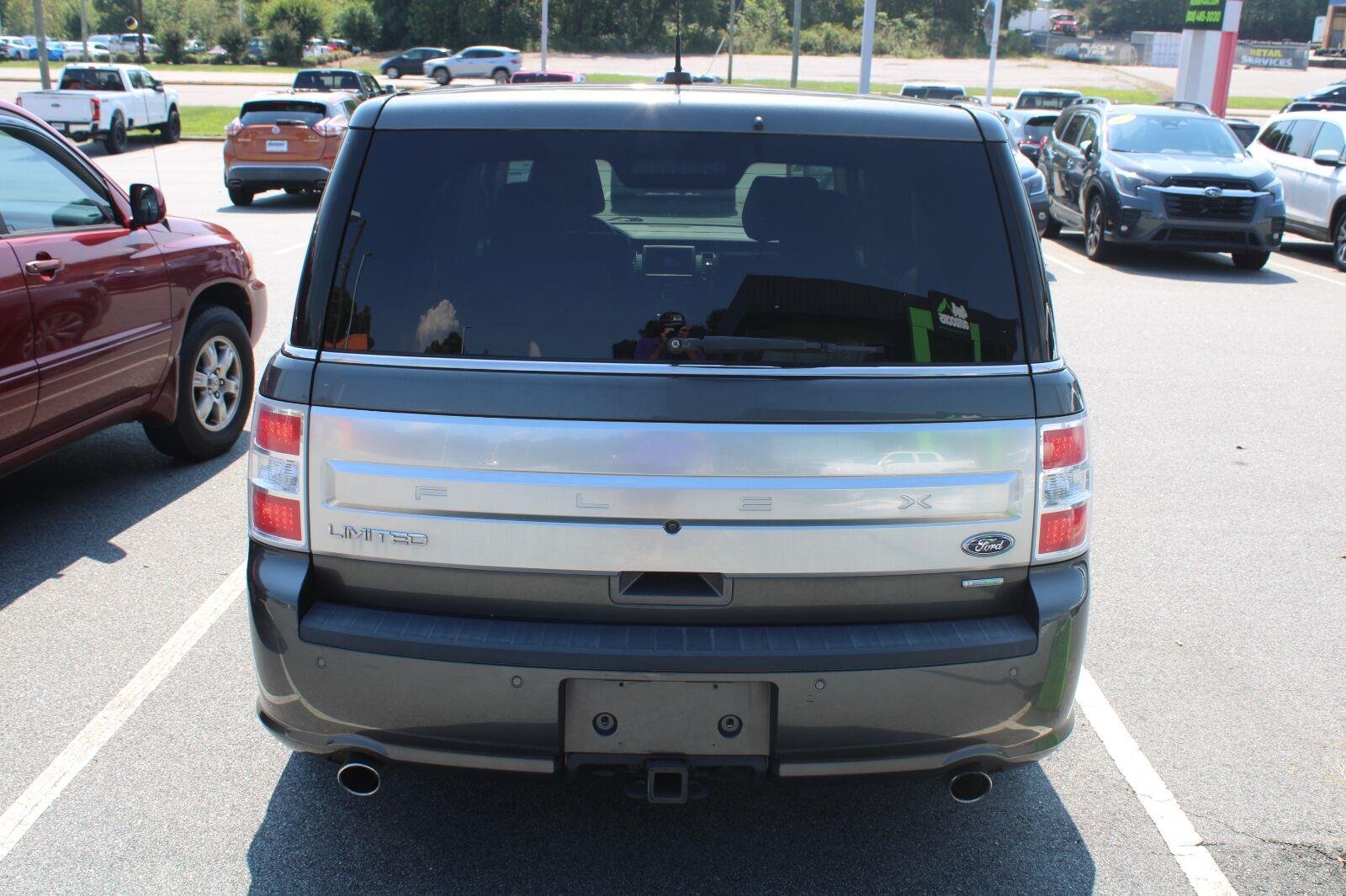 Used 2019 Ford Flex Limited w/ Equipment Group 303A AWD/4WD image 7