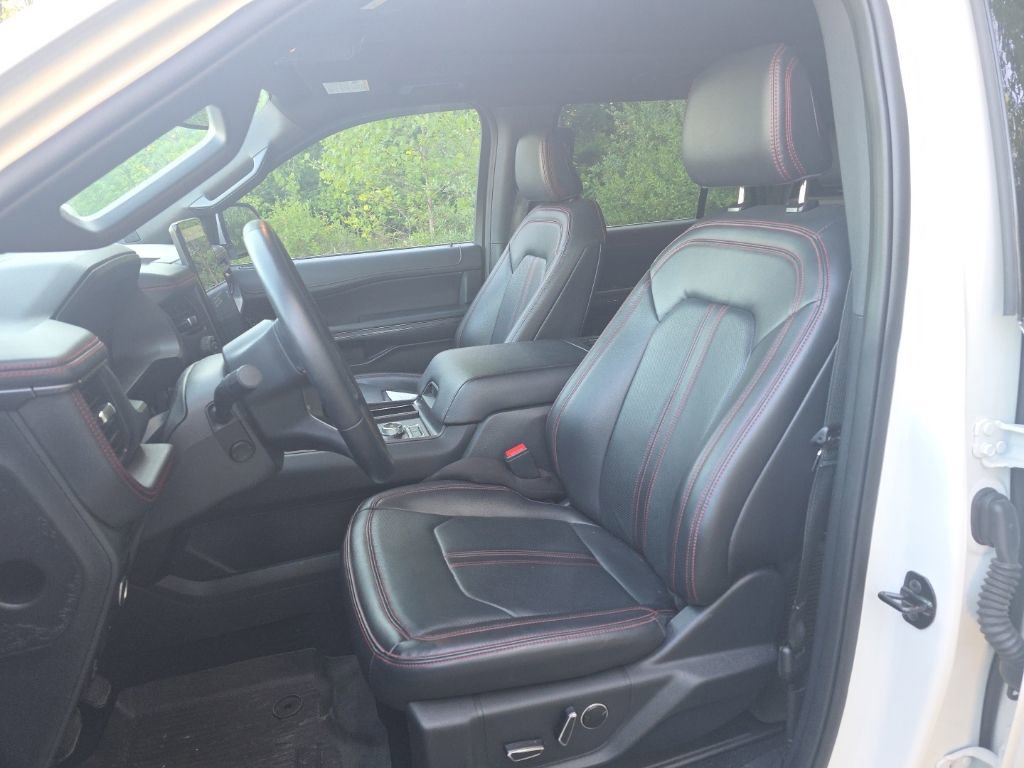 Used 2024 Ford Expedition Max Limited AWD/4WD image 11