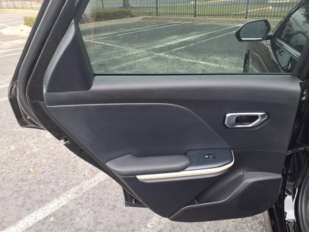 Used 2025 Kia K4 GT-Line w/ GT-Line Sunroof Package image 18