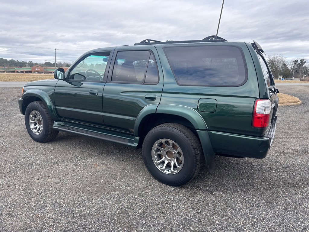 Used 2001 Toyota 4Runner SR5 image 6