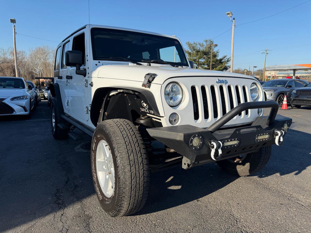 Used 2017 Jeep Wrangler Unlimited Sport w/ Quick Order Package 24S AWD/4WD image 3