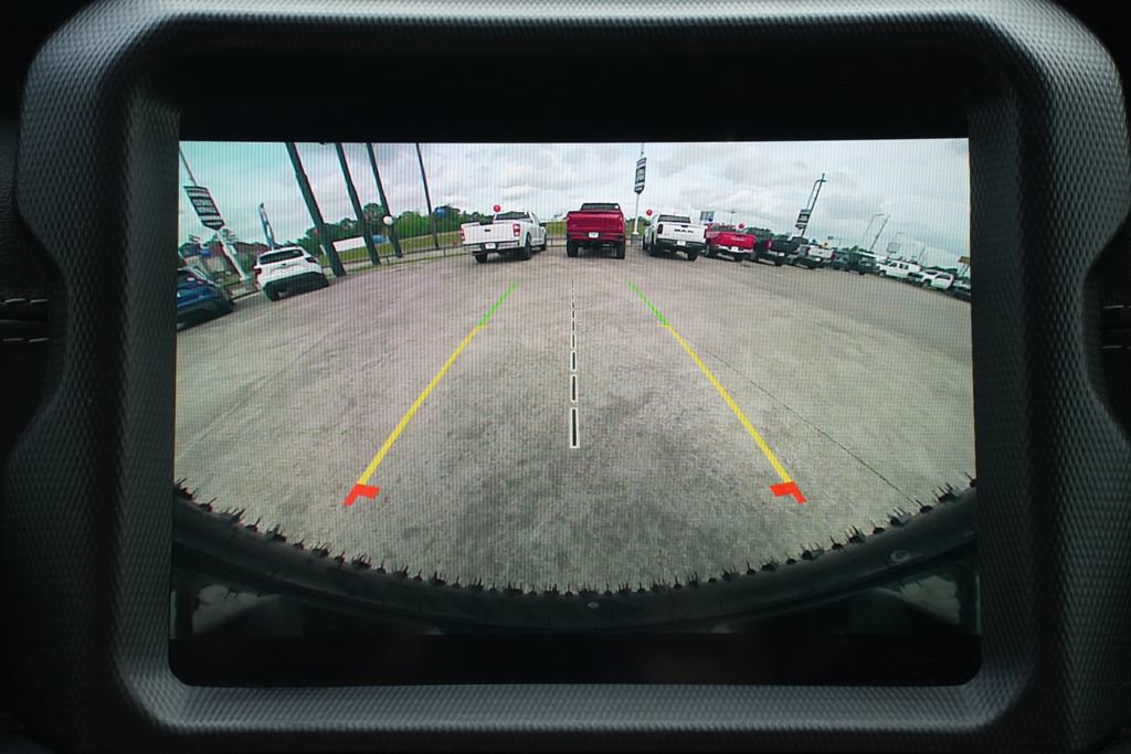 Used 2021 Jeep Wrangler Unlimited Sahara w/ Cold Weather Group AWD/4WD image 10