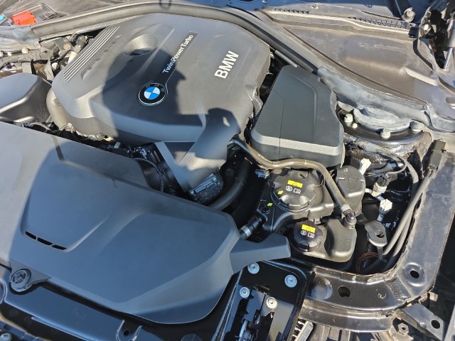 Used 2018 BMW 330i xDrive Sedan AWD/4WD image 30