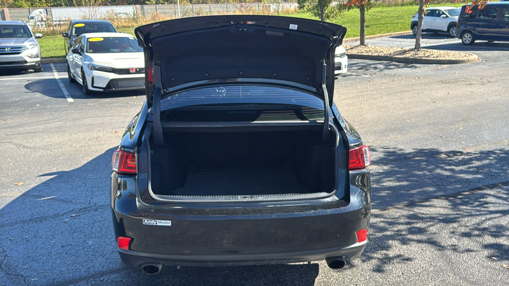 Used 2016 Lexus IS 300 AWD w/ Premium Package image 9