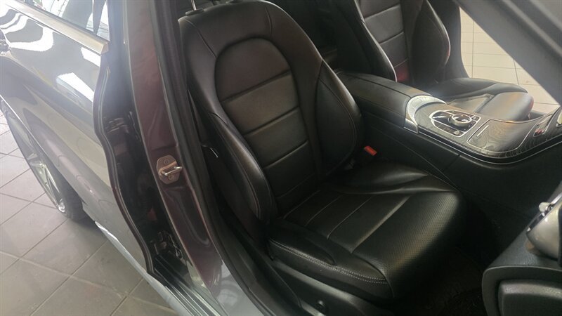 Used 2017 Mercedes-Benz C 300 4MATIC Sedan image 27