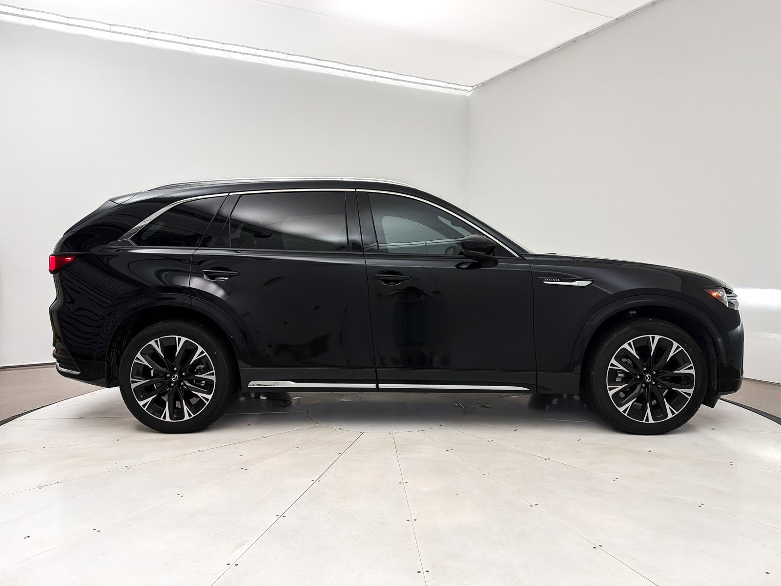Certified 2025 MAZDA CX-90 3.3 Turbo S w/ Premium Package image 38
