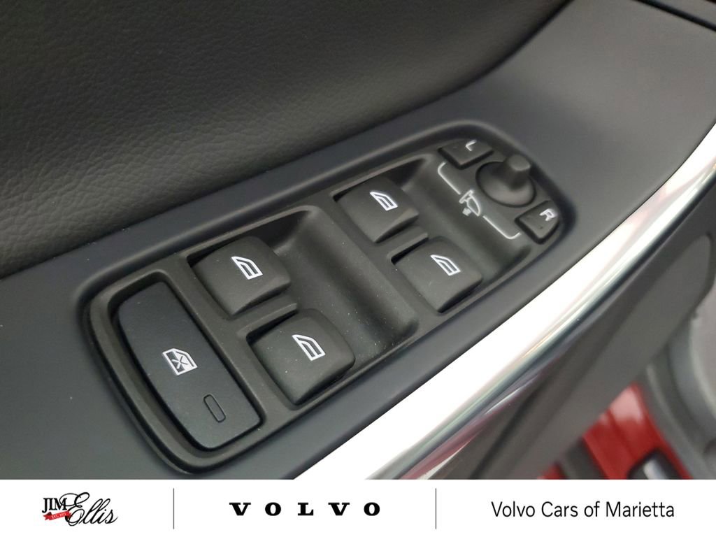 Used 2015 Volvo XC60 T5 Platinum FWD image 21