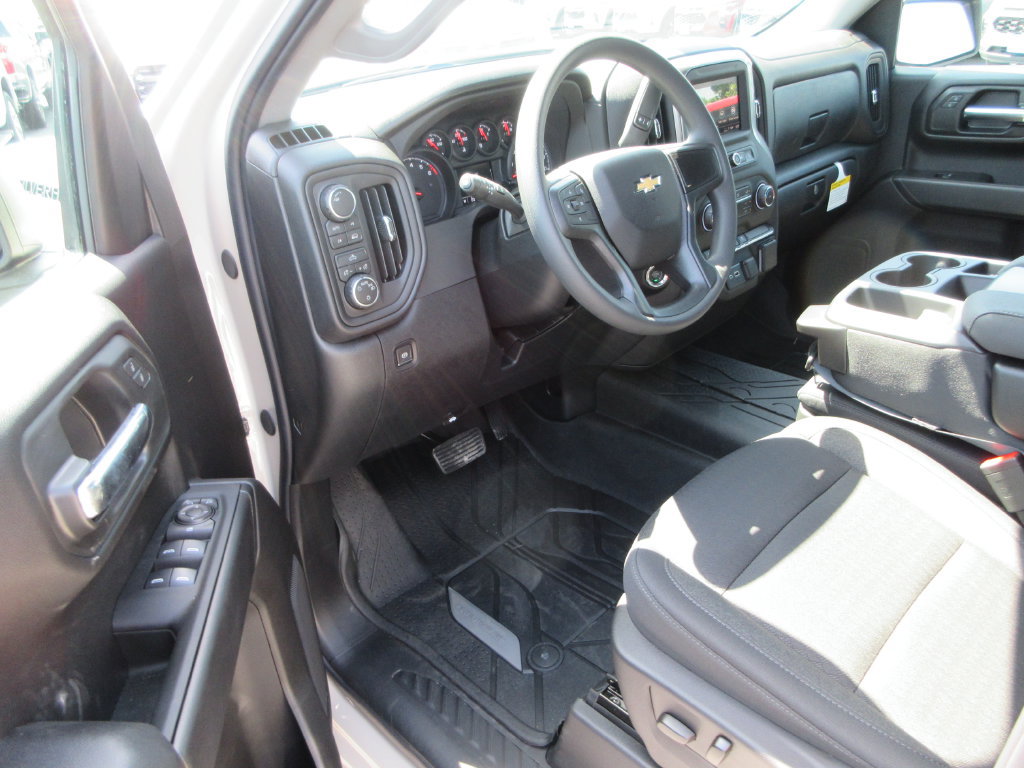 New 2026 Chevrolet Silverado 1500 Custom w/ Turbomax Blackout Package AWD/4WD image 14