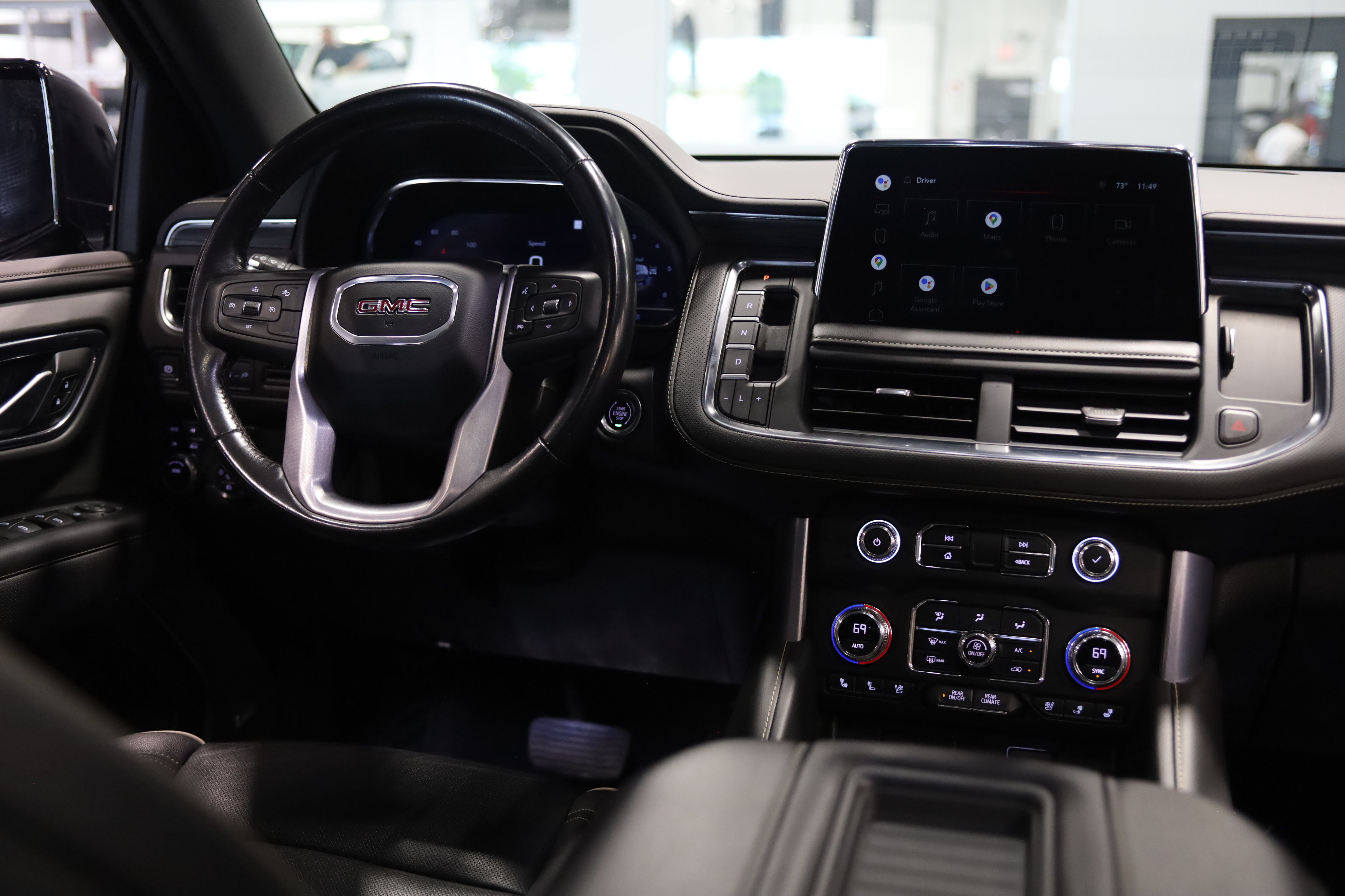 Used 2022 GMC Yukon SLT AWD/4WD image 32