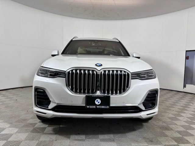 Used 2021 BMW X7 xDrive40i w/ Premium Package image 2