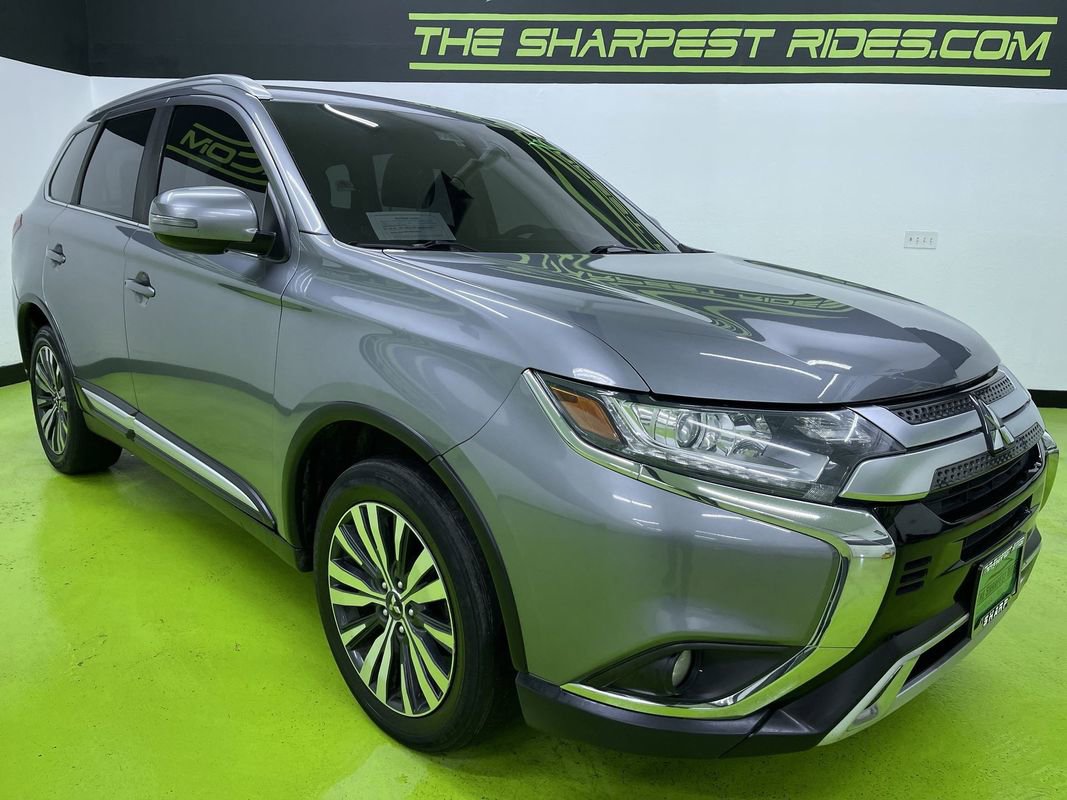 Used 2020 Mitsubishi Outlander SEL image 2