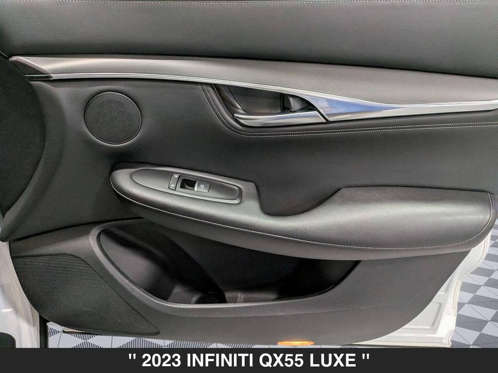 Used 2023 INFINITI QX55 Luxe w/ Cargo Package AWD/4WD image 33