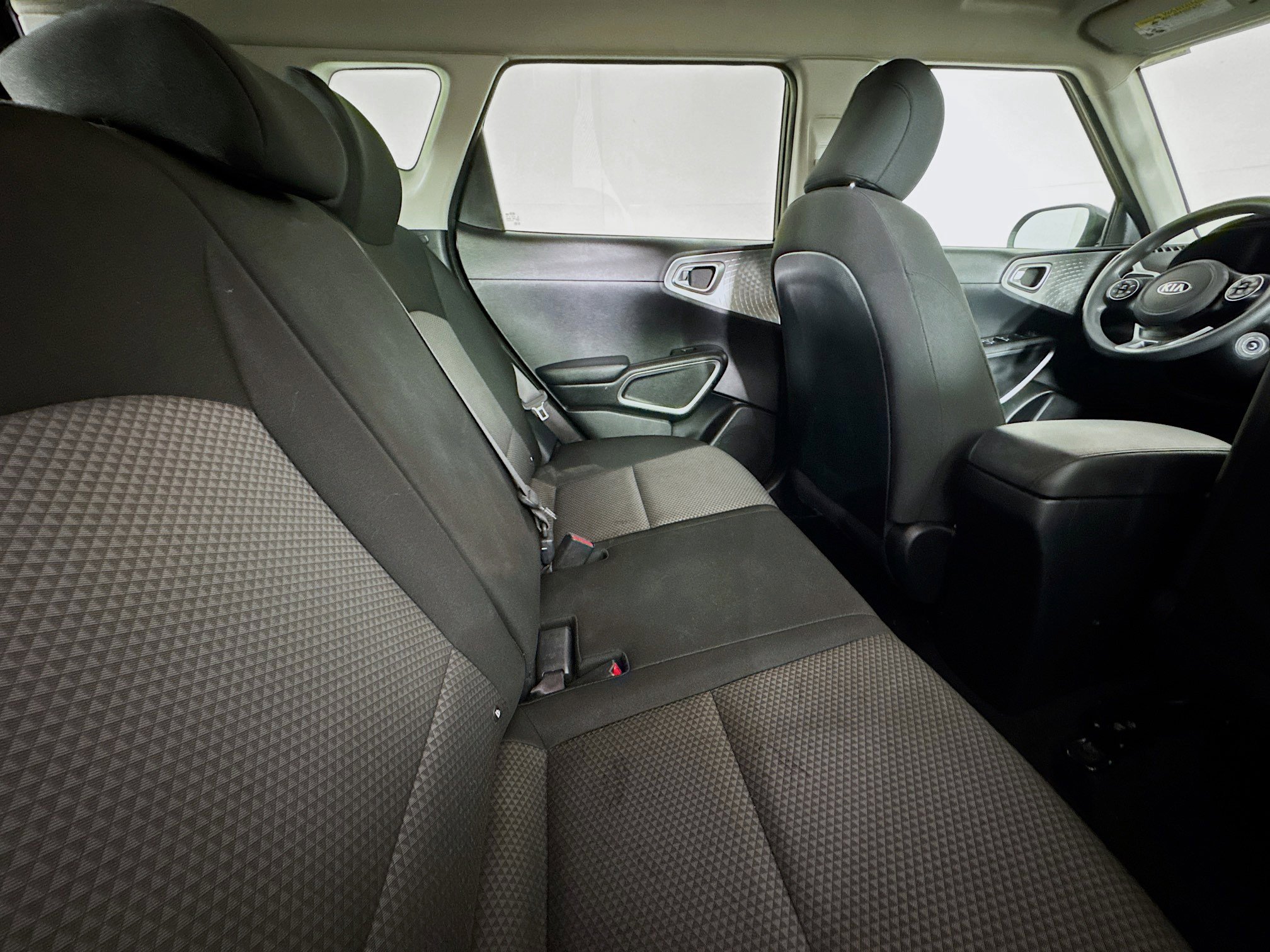 Used 2020 Kia Soul LX image 24